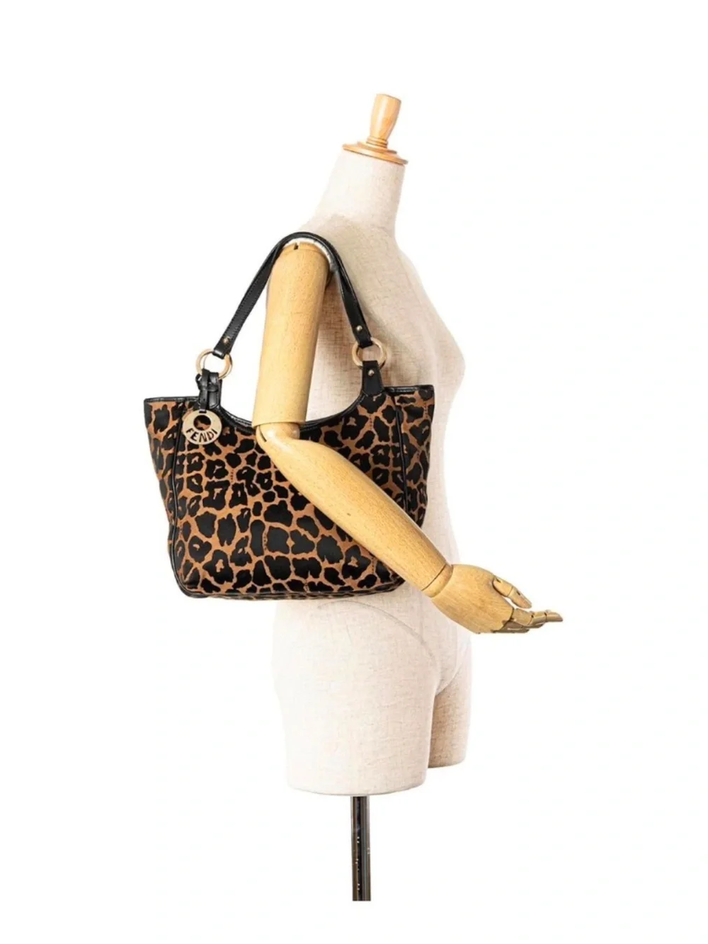 Authentic Fendi Leopard Print Canvas Shoulder Bag Brown/Black